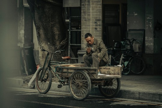 郑州时尚攻略，探寻便宜又好看的衣物宝藏地